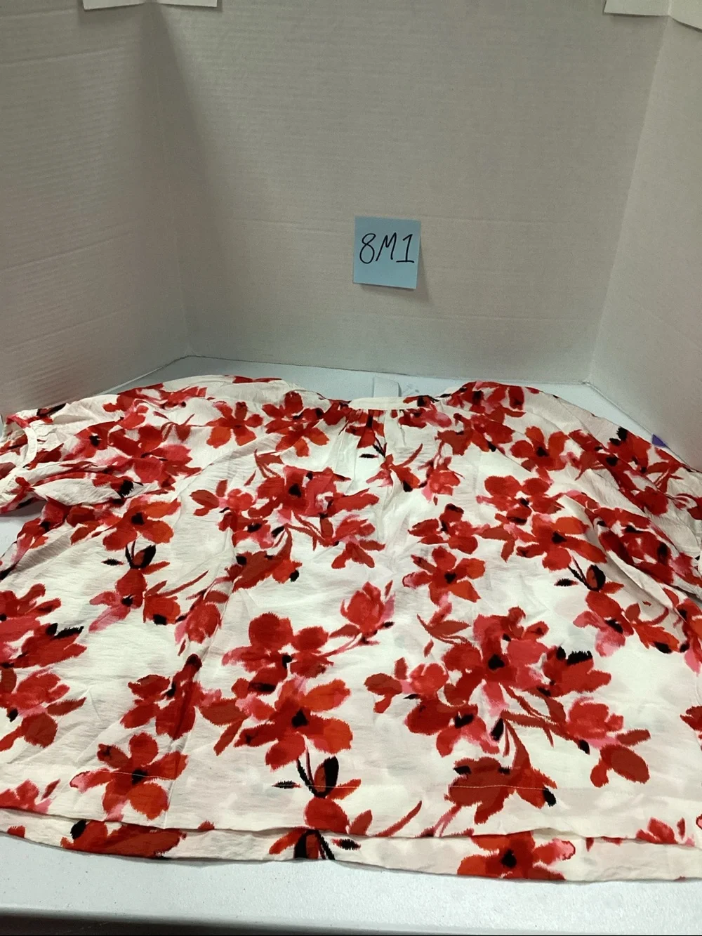 Loft floral puff sleeve top